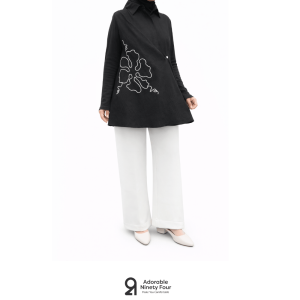 Elara Outer